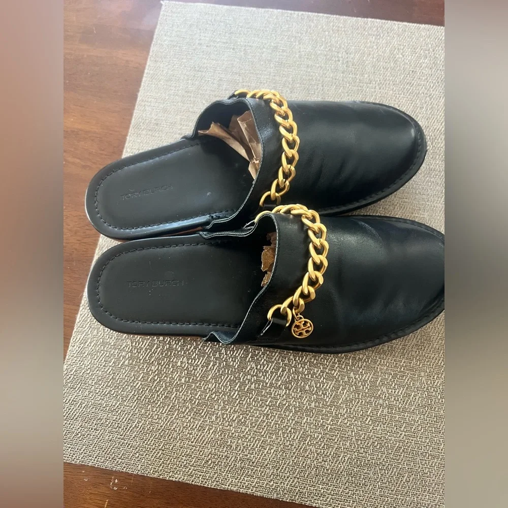 Tori‎ Burch Mini Benton Clogs on Black Leather with Gold Accent Chain